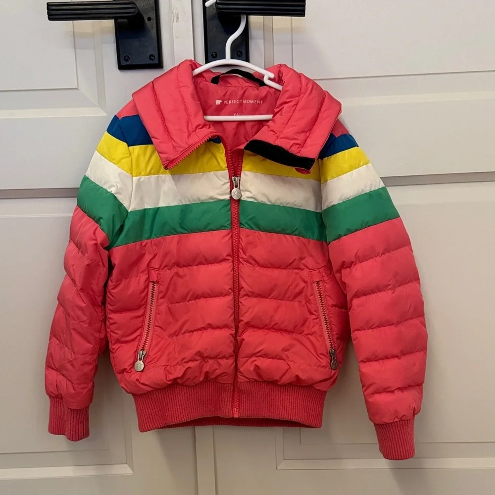 Perfect Moment ski jacket - Picture 1 of 7